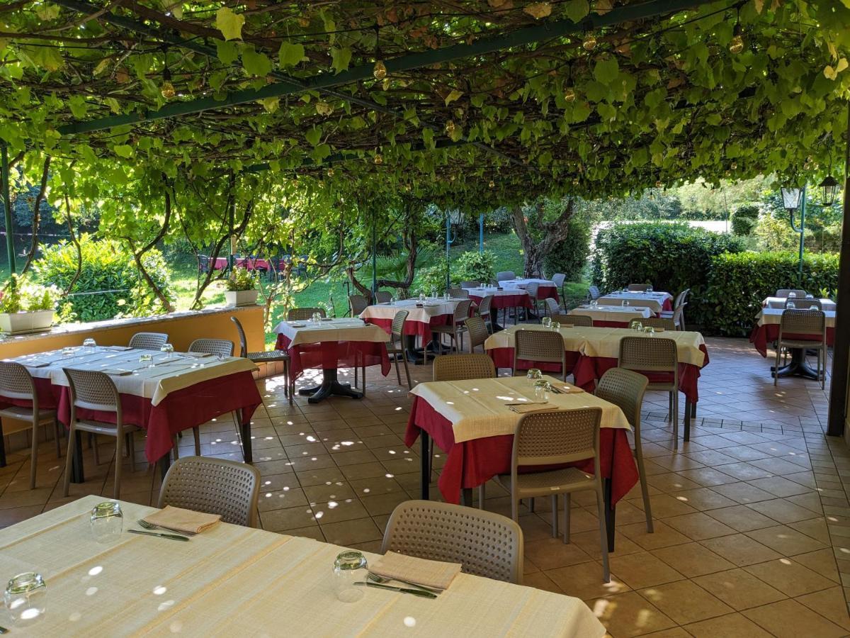 Ristorante Le Rasole Hotel Garda  Ngoại thất bức ảnh