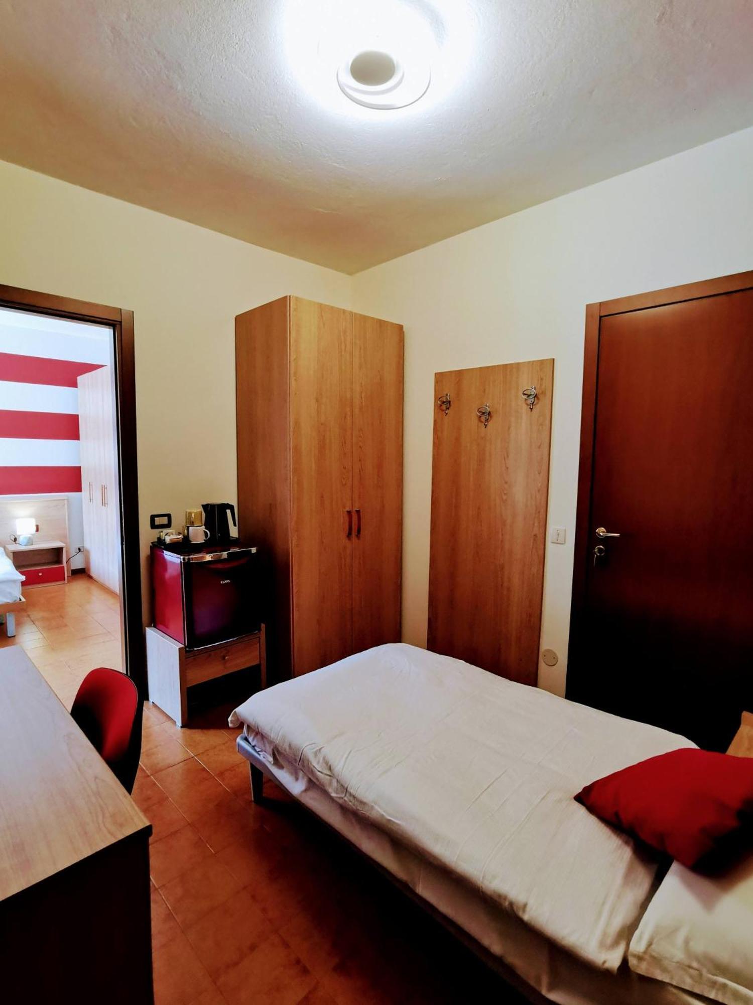 Ristorante Le Rasole Hotel Garda  Ngoại thất bức ảnh