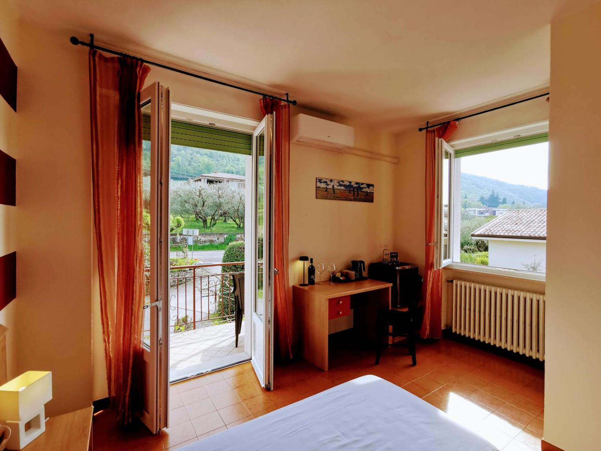 Ristorante Le Rasole Hotel Garda  Ngoại thất bức ảnh